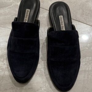 Woman’s Charles David Loafers
